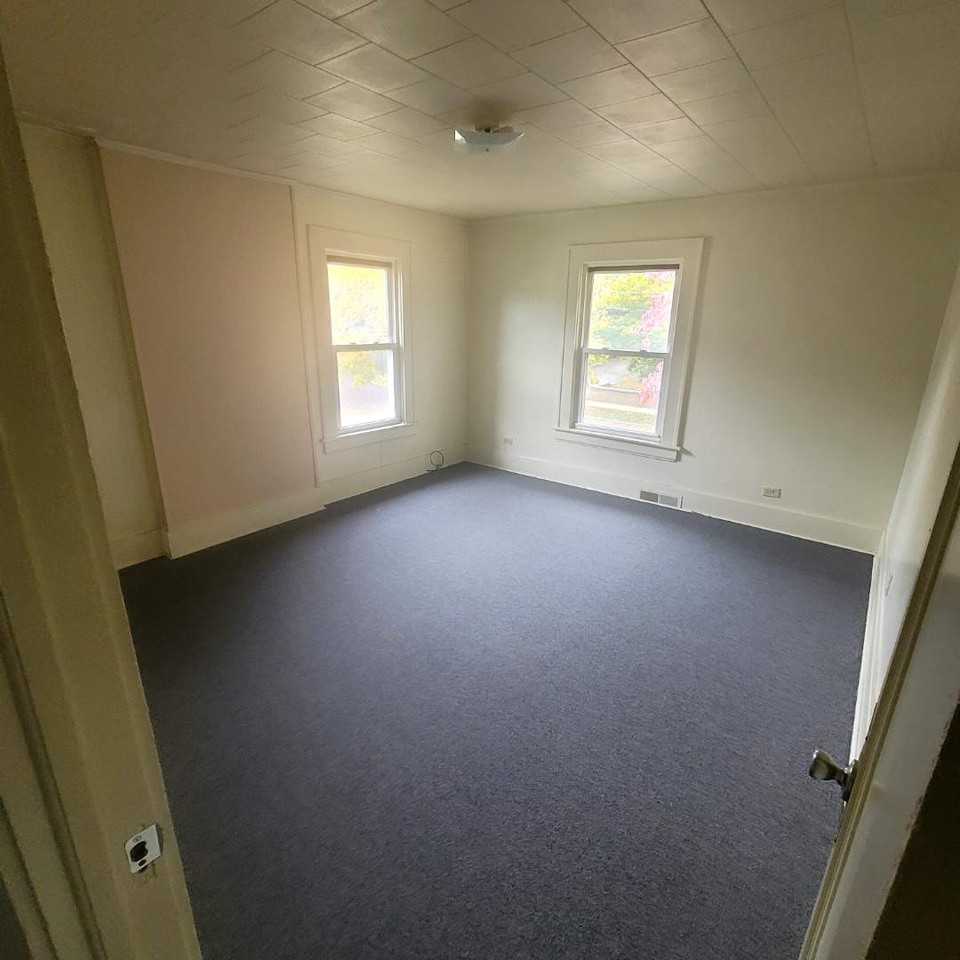 348 Ruckel Rd #1 - Photo 5 of 11