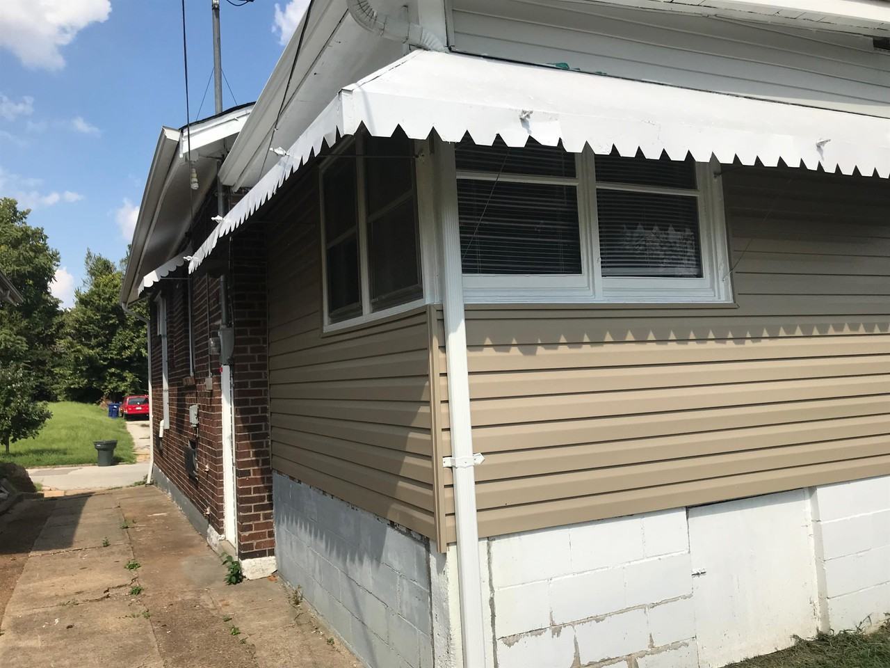 1260 Gimblin St #1 - Photo 7 of 11