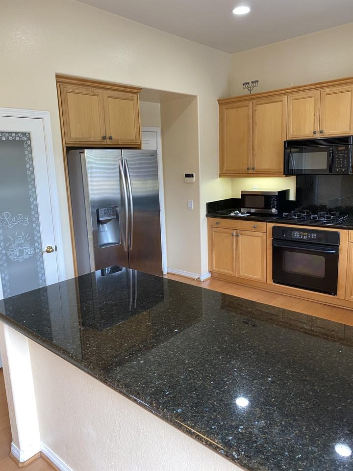 4114 Walnut Rdg #4114 - Photo 7 of 25