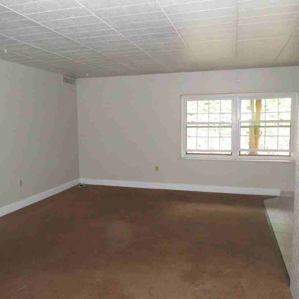 151 MILNE DRIVEAPT A-5 #A05 - Photo 3 of 10