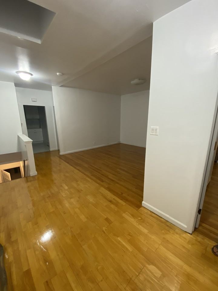 1162 Bay Ridge Parkway 2f - Photo 3 of 9