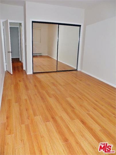 1424 Amherst Ave - Photo 6 of 13