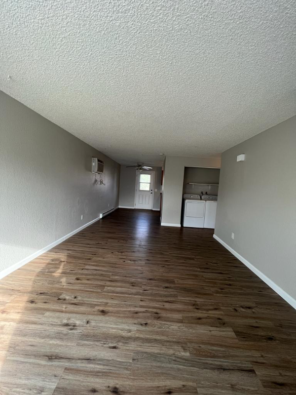 1126 Benham Ct - Photo 7 of 19