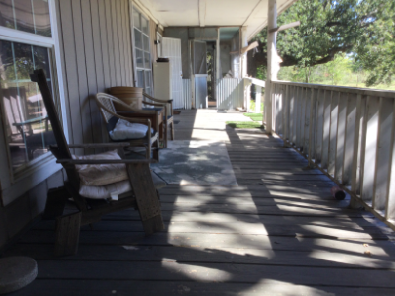 1111 Garnet Blvd - Photo 2 of 11