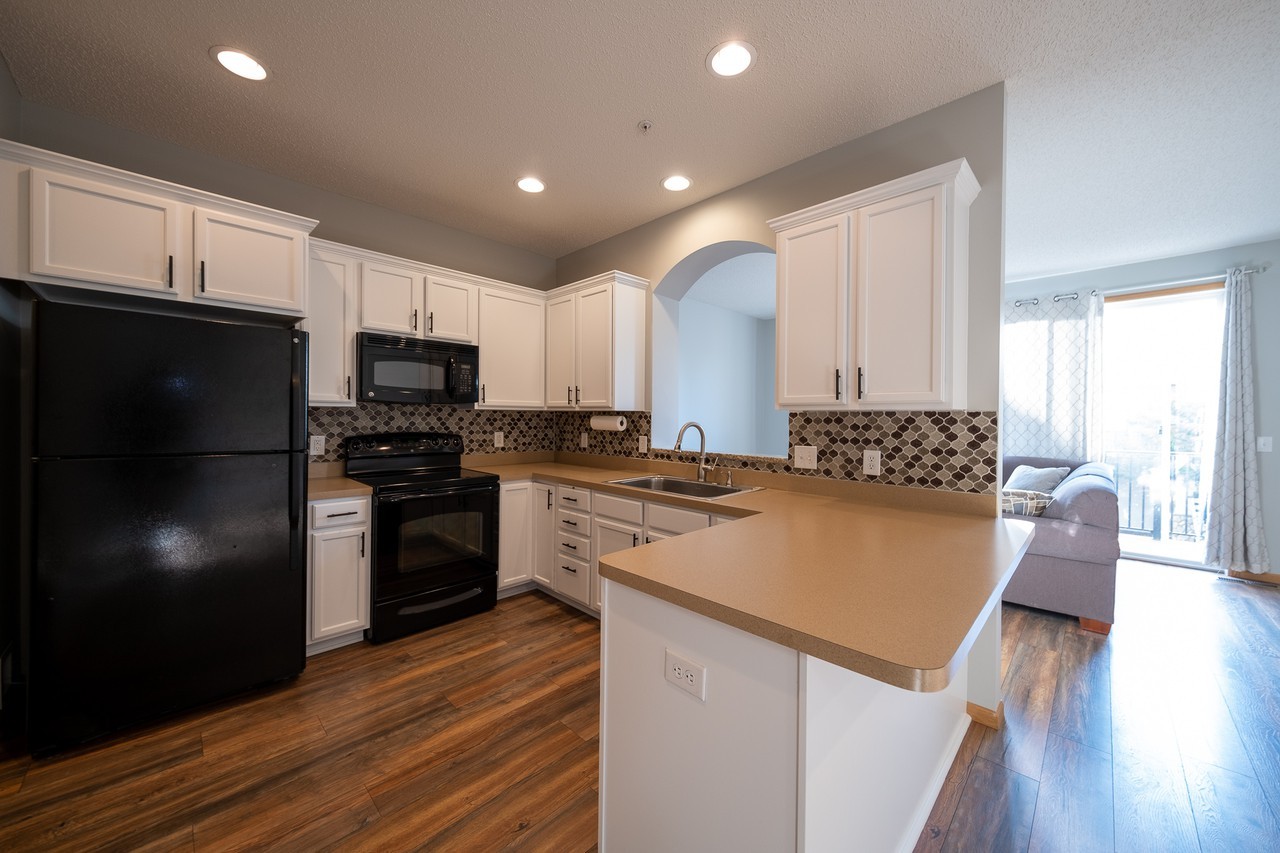 2575 136th St W #1 - Photo 4 of 25
