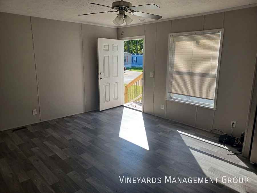 463 N Emmons St Lot 28 - Photo 3 of 9