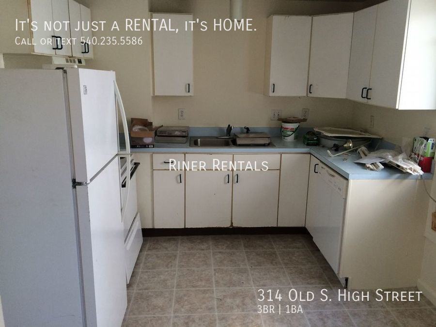 314 Old South High St - Photo 4 of 9