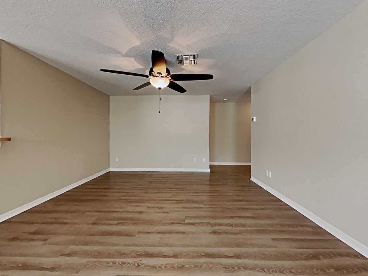 3838 Klondike Pl - Photo 3 of 17