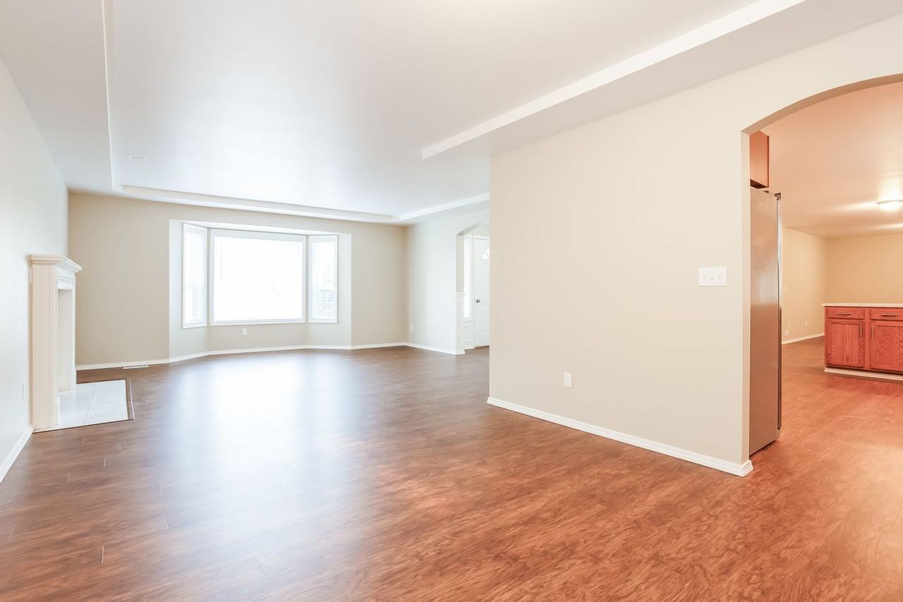 9410 62nd Avenue Ct E - Photo 2 of 19