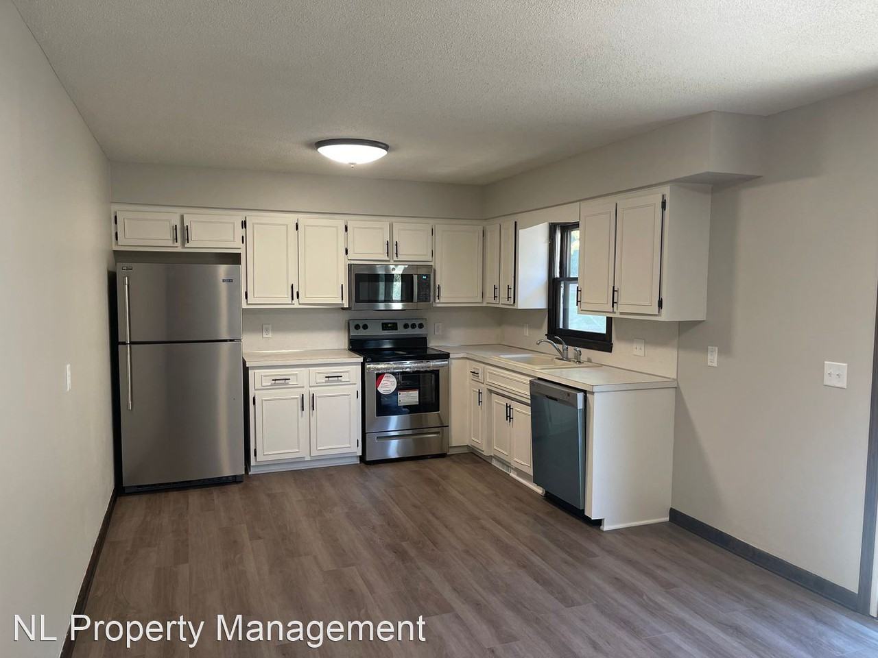3632 N Main Cir - Photo 3 of 9