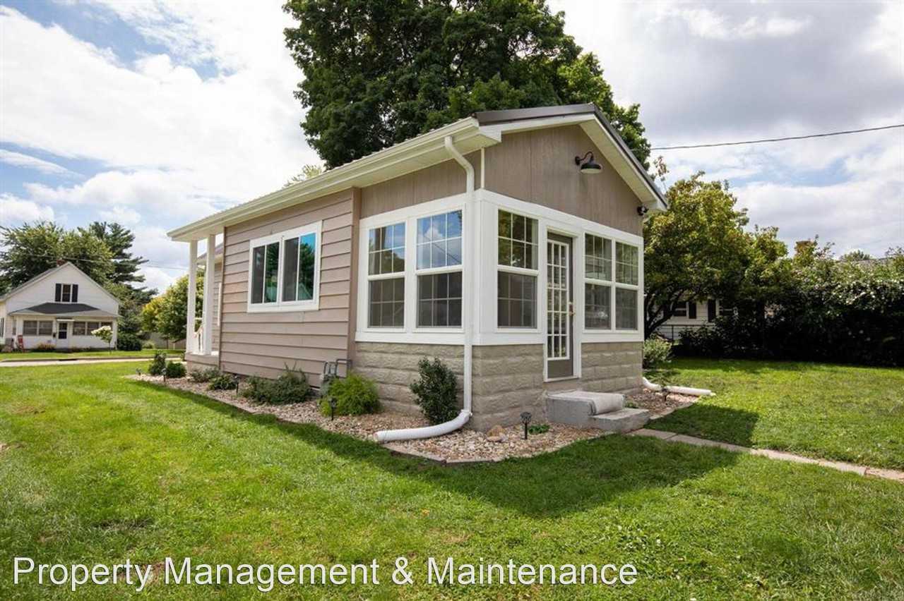 200 Broadway St - Photo 2 of 17