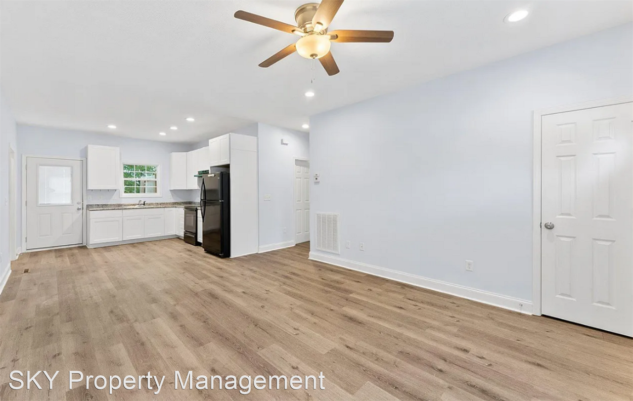 400 & 402 Filter Plant Road Duplexes - Photo 3 of 18