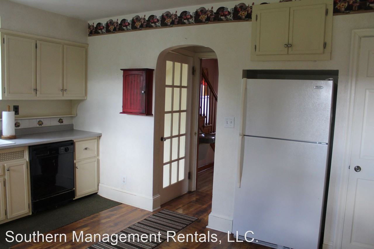 126 W Main St - Photo 2 of 16