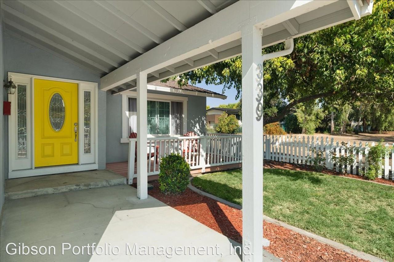 339 Viewpark Cir - Photo 2 of 15