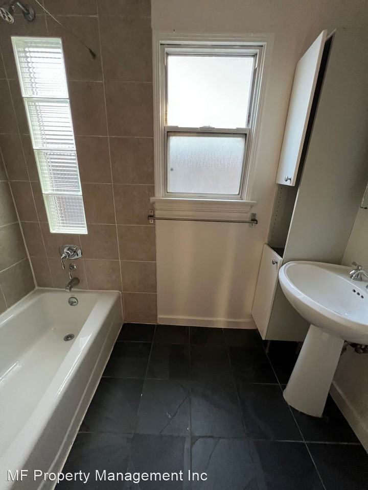 801 Brooks Ave - Photo 2 of 13