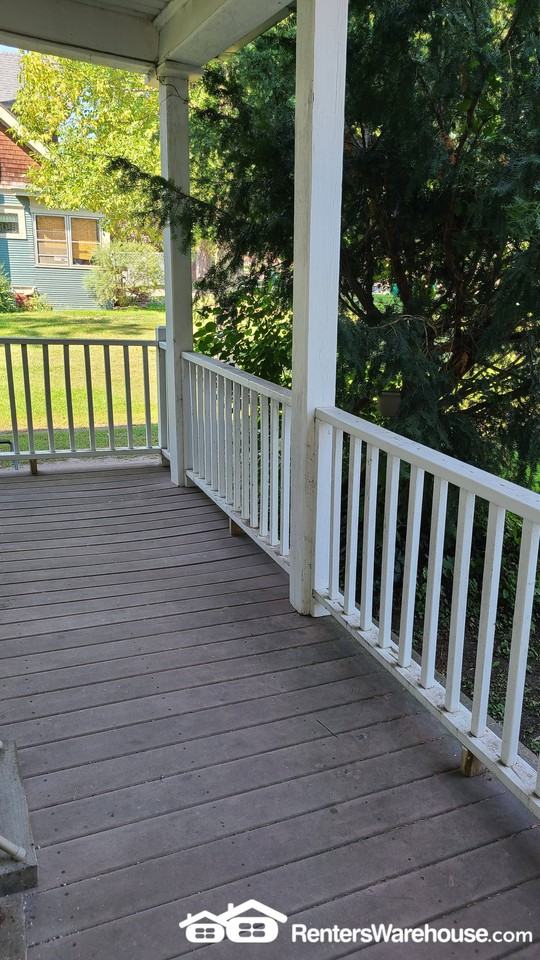 328 E 4th St - Photo 3 of 10