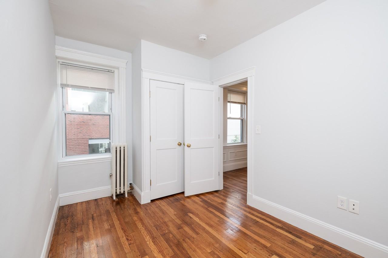 49 Worthington St #11 - Photo 4 of 12