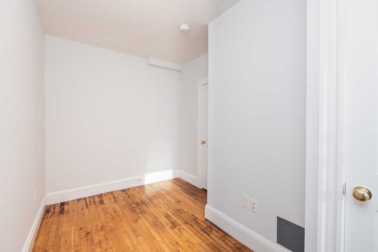 49 Worthington St #11 - Photo 7 of 12