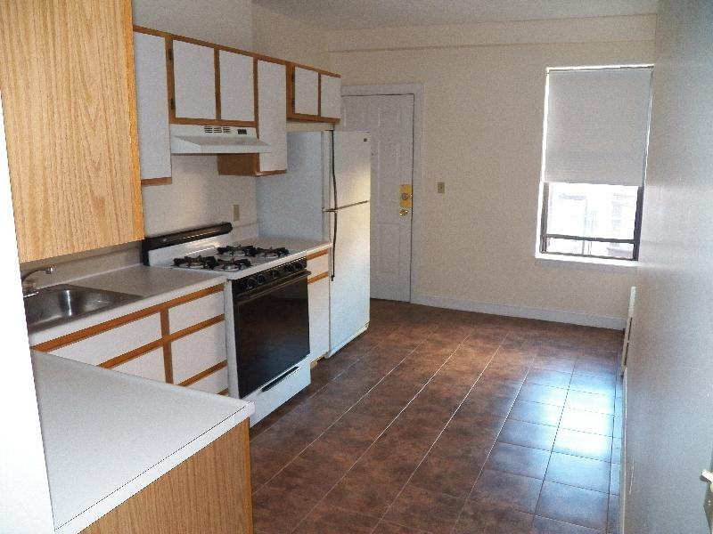 683 Washington St #5 - Photo 4 of 22