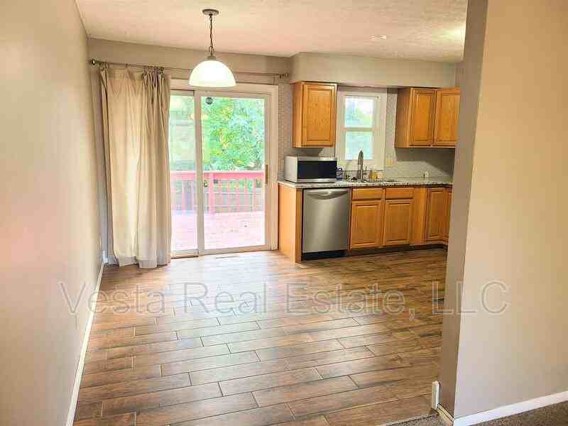 14 Siesta Ct - Photo 2 of 15