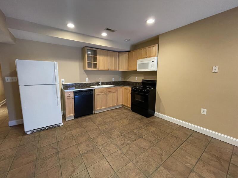 1424 11th St Nw #3 - Photo 6 of 41