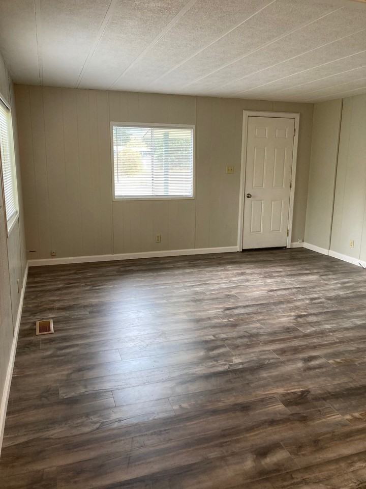 108 Central Ave - Photo 2 of 15