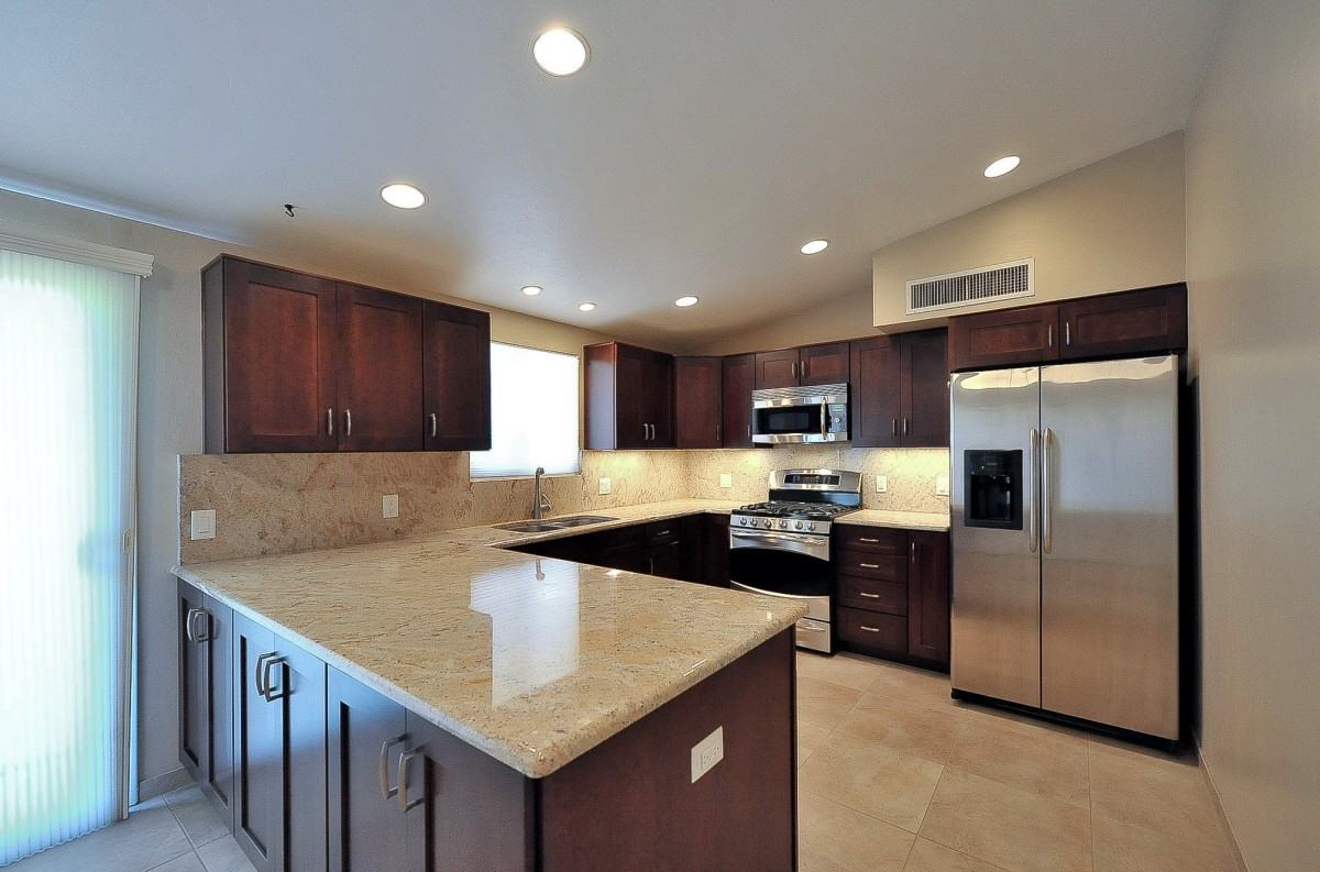 7911 N Jensen Dr - Photo 7 of 18