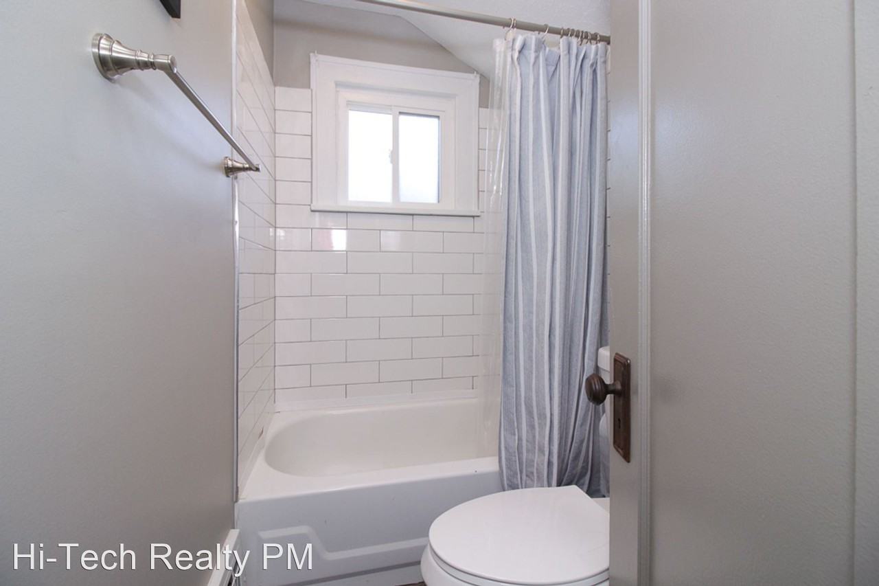 7703 ESSEN AVE - Photo 3 of 22