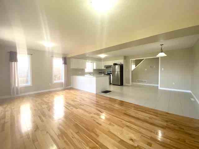 2021 Denview Ave - Photo 3 of 23