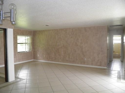 606 Wood Dr - Photo 3 of 12