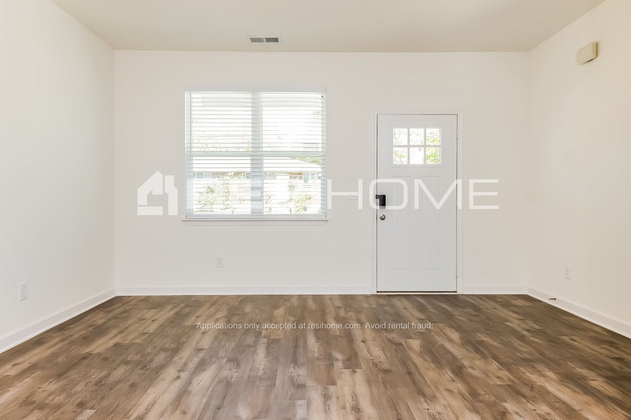 208B W Forrest Ave - Photo 3 of 24