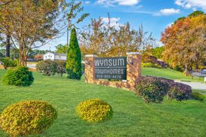 featured image of 2292 Fox Ridge Manor Road