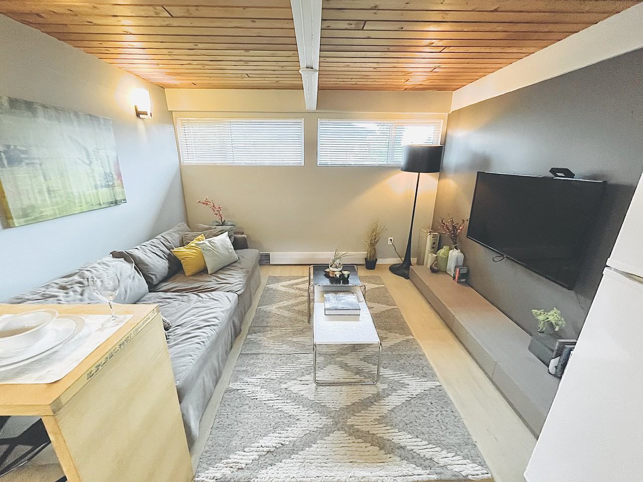 4048 Violet St, North Vancouver, BC V7G 1E3 2 Bedroom Apartment for