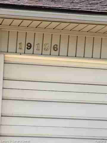 19136 Dawnshire Dr - Photo 2 of 28