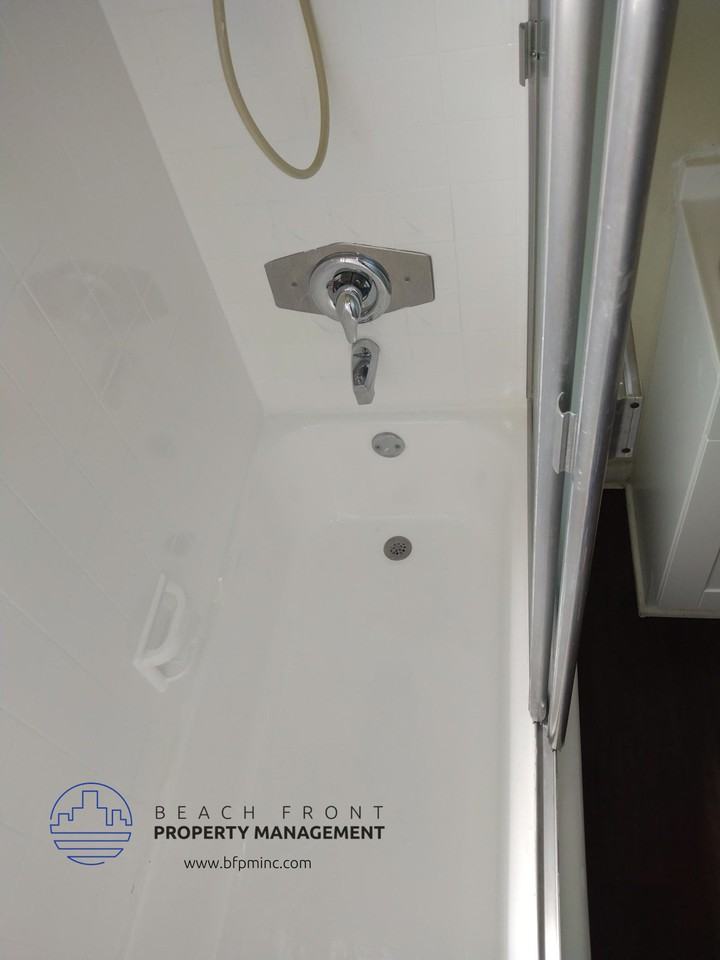 1010 Larch St. - Photo 4 of 9