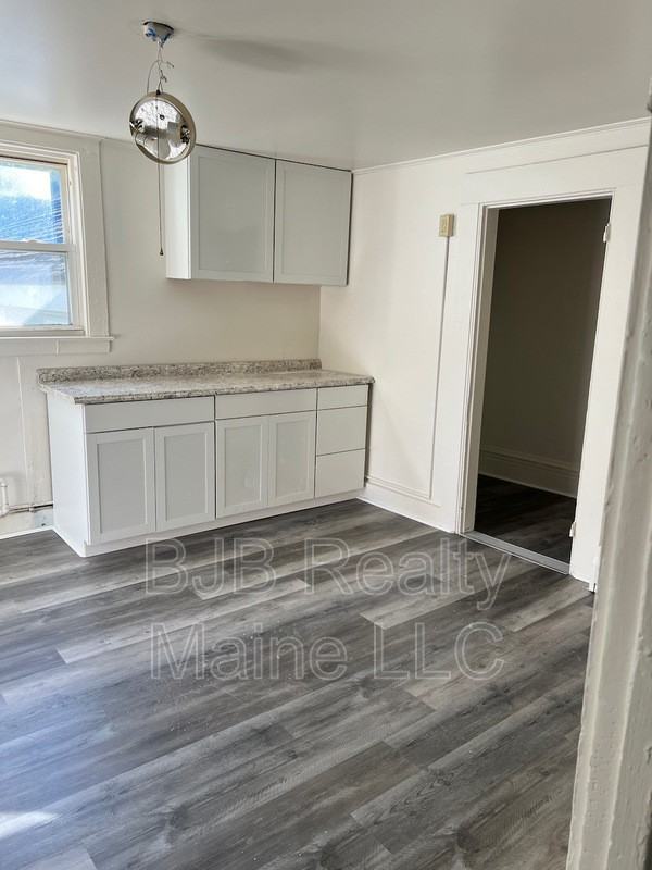 258 Sawyer St #3 - Photo 2 of 7
