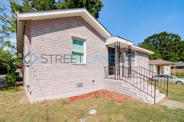 124 10th Ave Sw - Photo 3 of 21