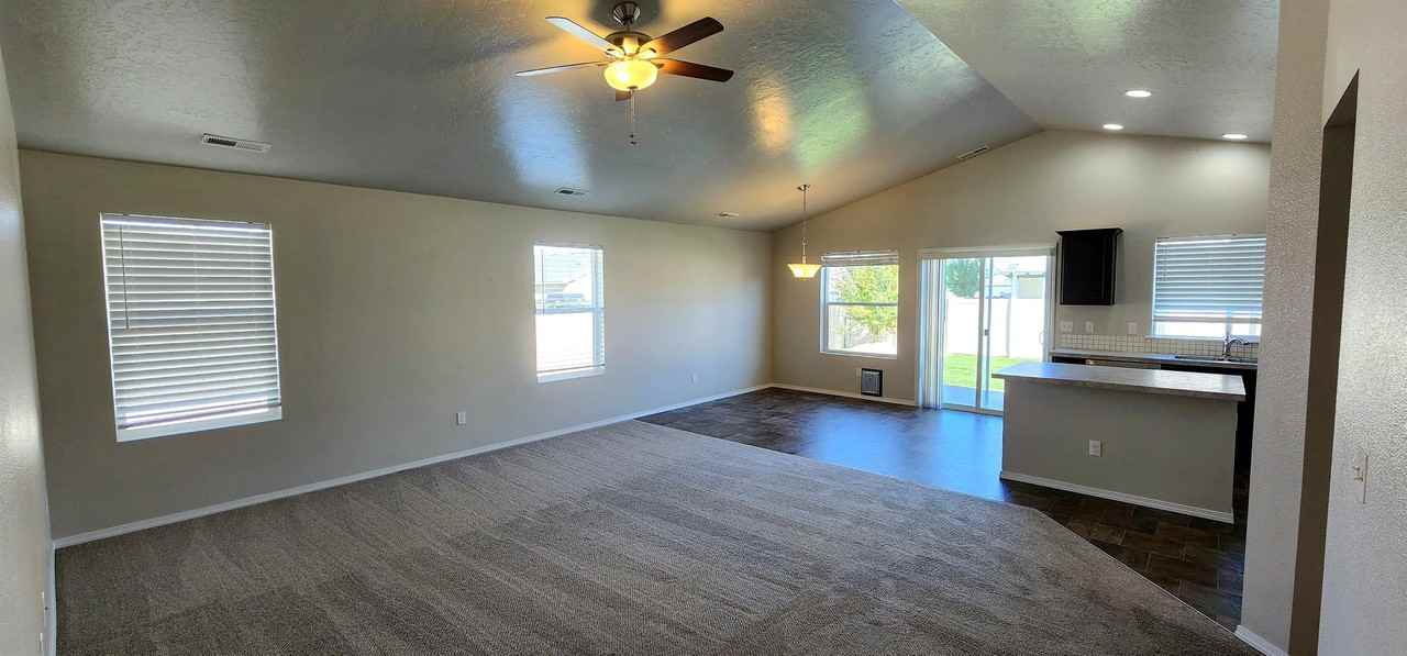 2316 N Mountain Ash Ave #1 - Photo 3 of 15