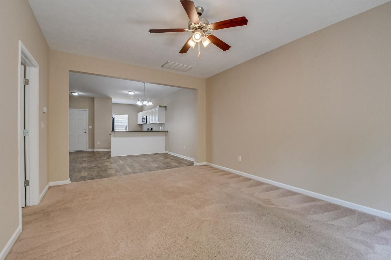207 Old Berzelia Rd #207 - Photo 7 of 22