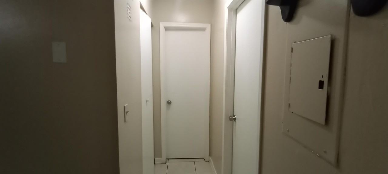 4253 Moncrief Rd W #2 - Photo 3 of 5