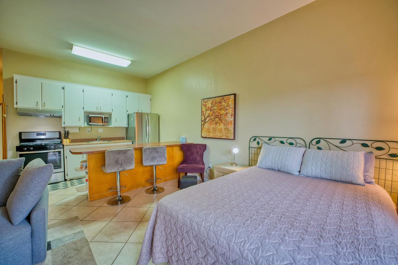 355 Kalanianaole St 124, Hilo, HI 96720 Studio Apartment for Rent