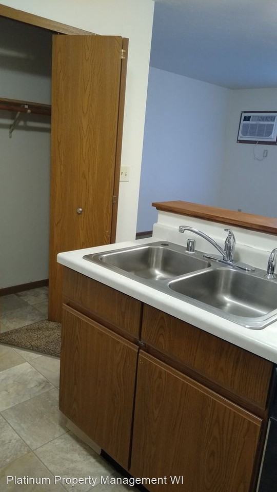 502 Fritzie Ave - Photo 3 of 11