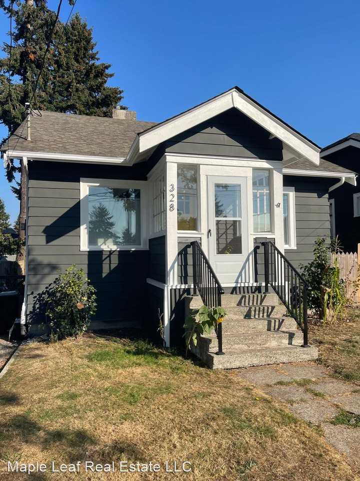 328 Nw 79th St - Photo 2 of 23