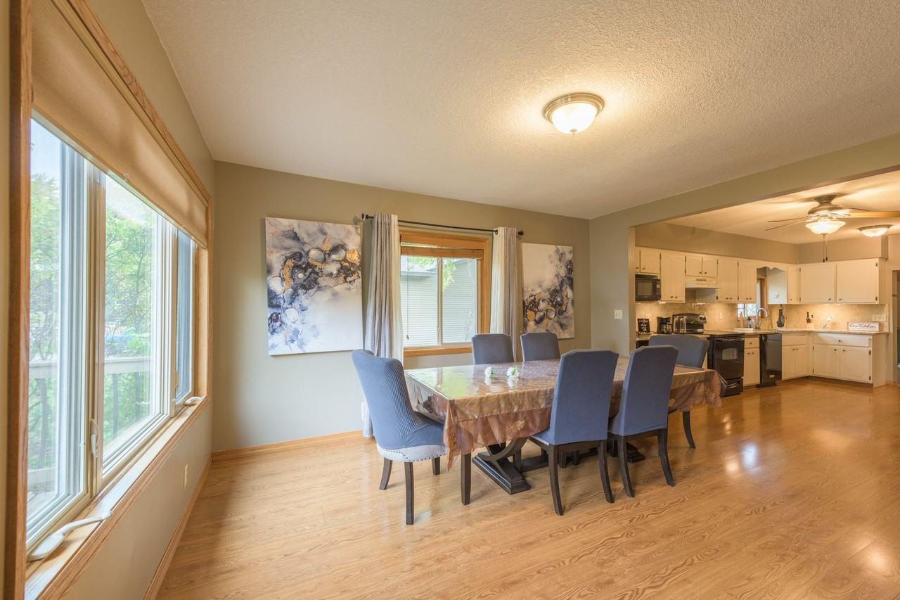 11653 Able St Ne - Photo 2 of 30