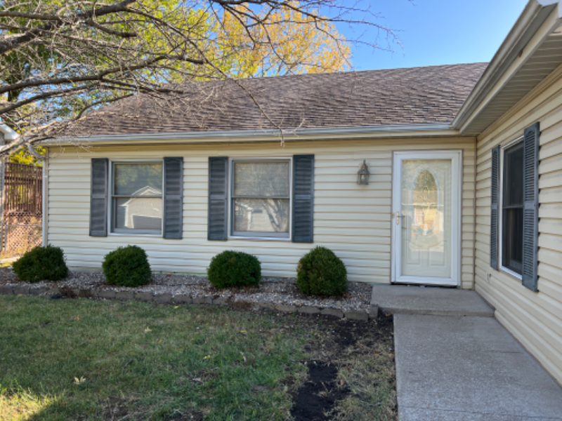 3702 Santiago Dr - Photo 2 of 22