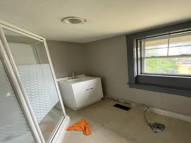 1901 Academy St - Photo 2 of 49