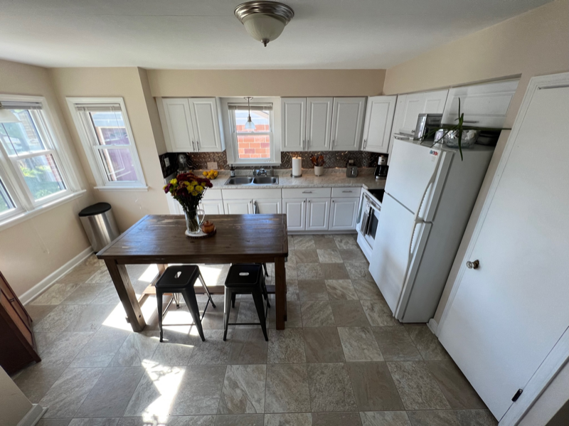 3577 S 19th St - Photo 3 of 10