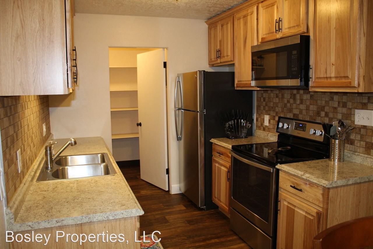 1600 20th Street South - Photo 3 of 23