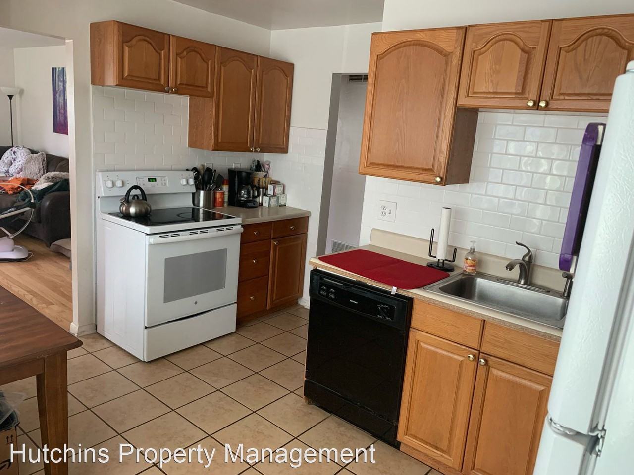 610 Lee Way - Photo 3 of 11