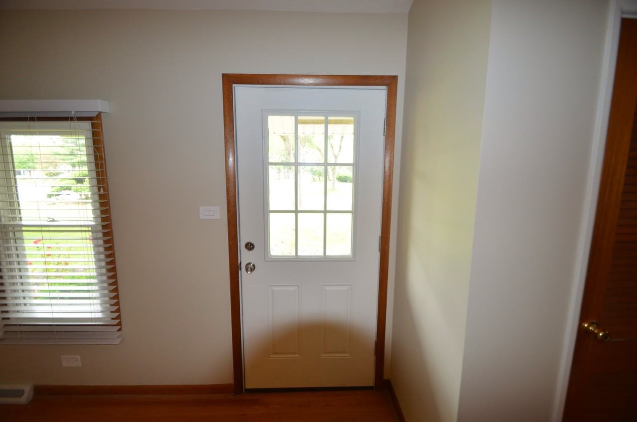 12601 Massasoit Ave - Photo 2 of 12